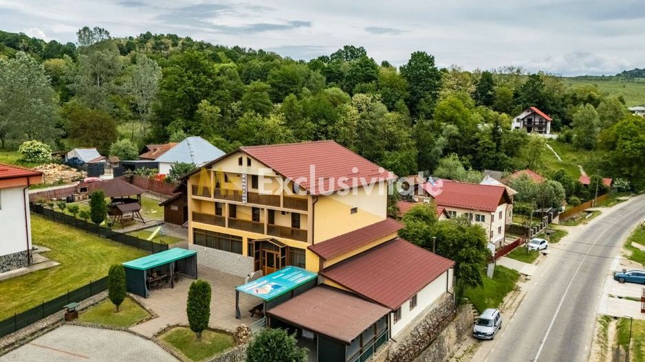 Pensiune 3* functionala | Afacere la cheie | Valea Iasului, Curtea de Arges - Poză 1