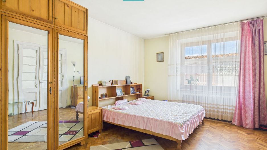 Casă cu 4 camere, curte și atelier mecanic - Sebeș - Poză 4