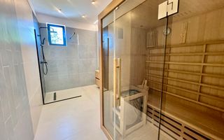 Vilă **6 camere  **451mp // Zona Iancu Nicolae - Poză 57