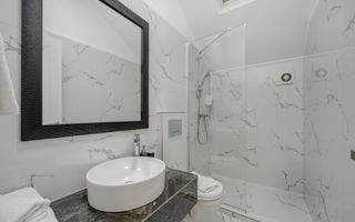 Vindem Afacerea ! Mini Hotel + Cafenea/ Restaurant ! Parcul Carol ! - Poză 42