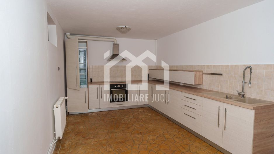 Clădire modernă cu spațiu multifuncțional de închiriat în Jucu de Mijl - Poză 17