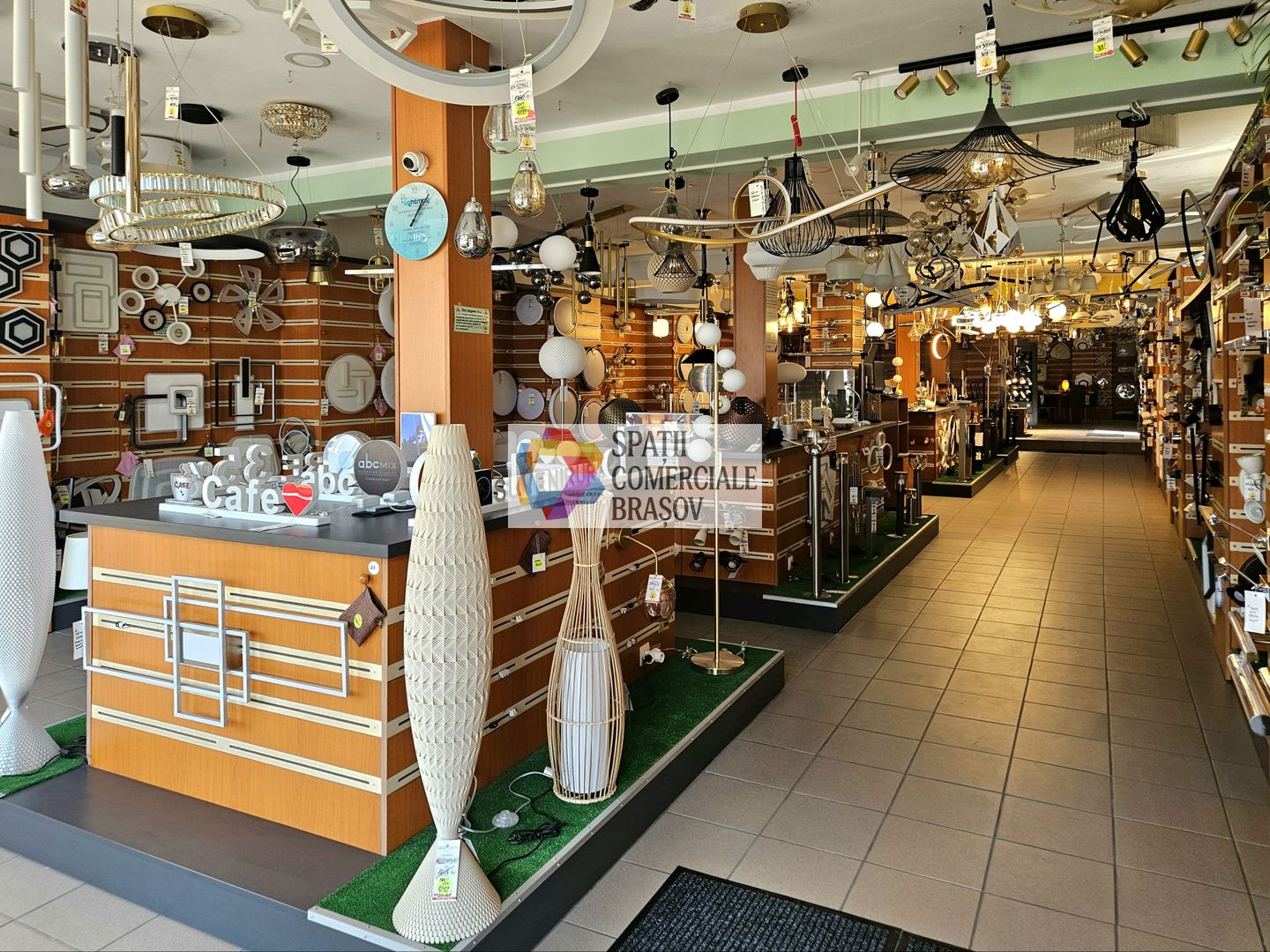 Casă plus Spațiu comercial  741 mp, Teren 906 mp Brasov - zona Blumana - Poză 3