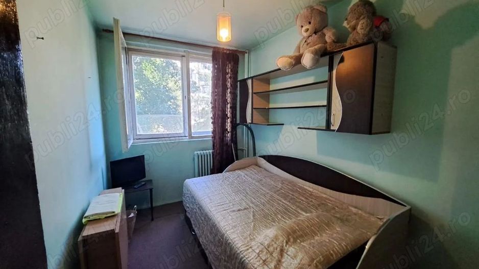 De vanzare Apartament 3 camere Apusului - Poză 3