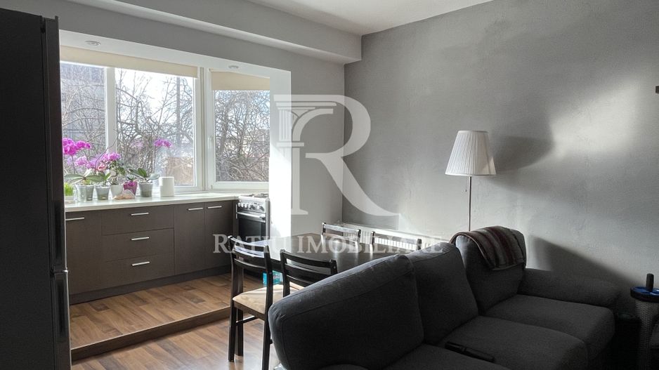 Apartament cu 2 camere | etaj intermediar | parcare exterioara | Rogerius | Oradea - Poză 3