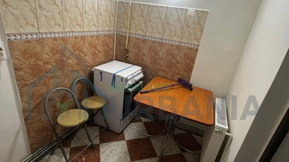 3 camere - apartament spre inchiriere - Poză 5