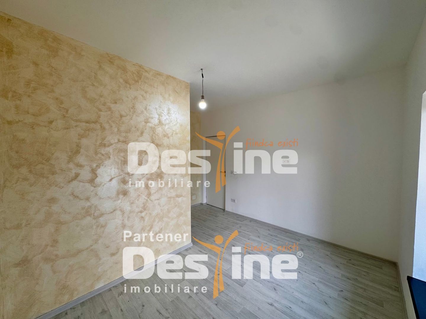 Casă individuală 4 camere, în Cartier - 124mp utili, teren - 450mp - Poză 11