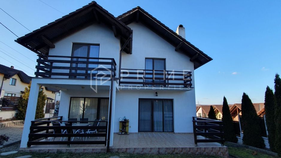 Casă individuală elegantă – Corunca, curte spațioasă - Poză 1