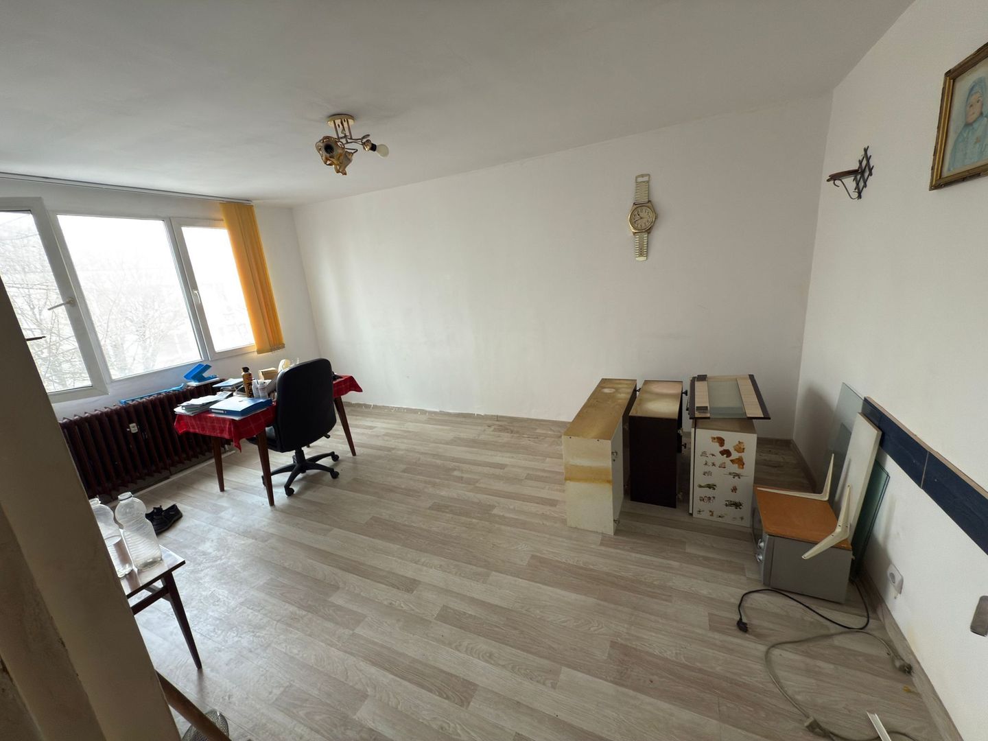 Apartament incapator, patru camere, Resita-Berceni, 120.000€ negociabil - Poză 4