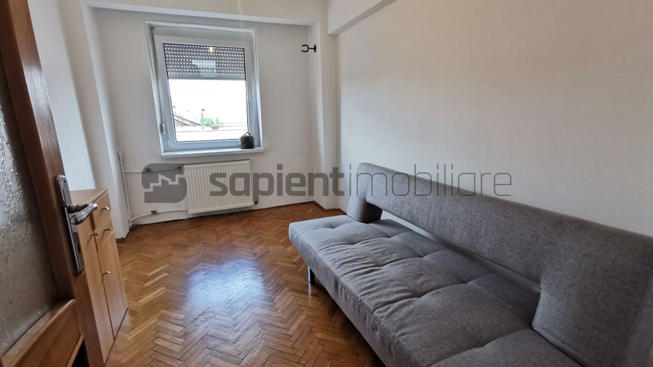 De închiriat apartament cu 4 camere, Bd. Decebal - Poză 4
