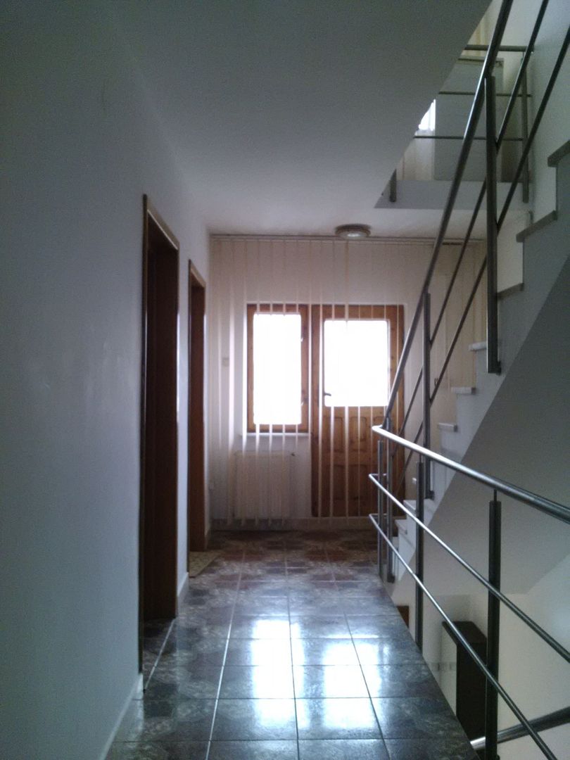 Casa 6 camere - cazare 15 persoane, Nord - Poză 5