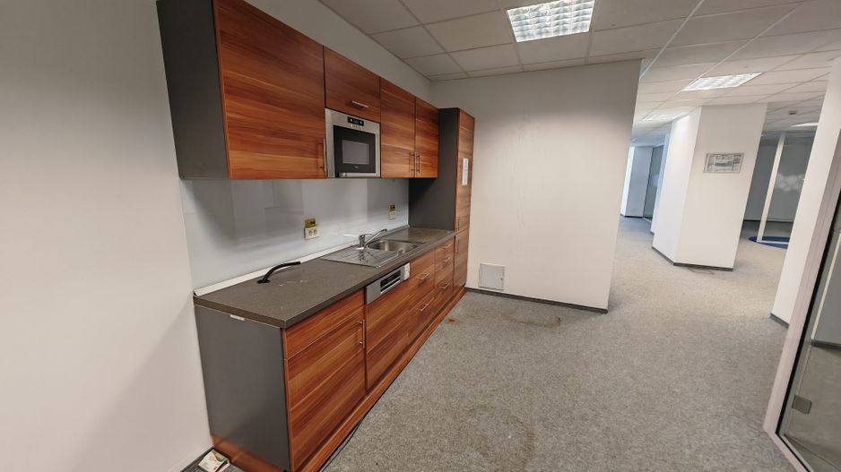 Spatii SAD pentru activitati diverse - zona centrala - Poză 5