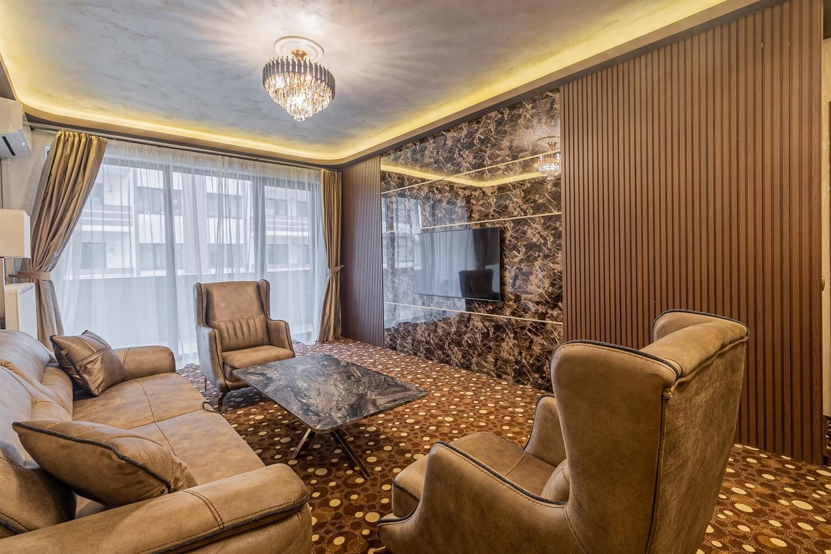 Apartament 2 camere | 2 bai | LUX | Parcare | Tractorul - Poză 1