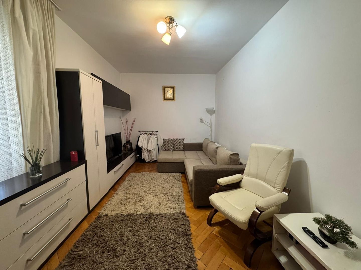 Vand apartament 3 camere Floreasca - Poză 2