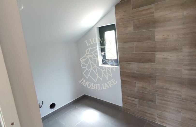 Cabana Noua 3 camere cu acces la Lac-teren 300 mp-terasa-Colibita - Poză 8