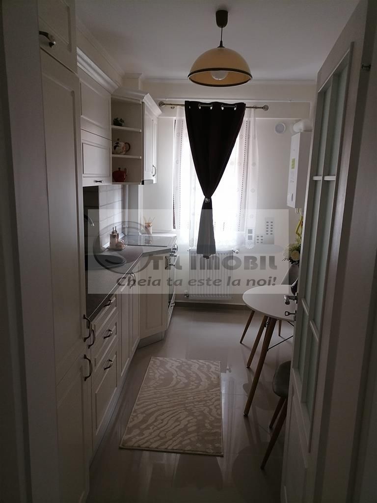 Apartament 3 camere Bucium- 550 EURO - Poză 11