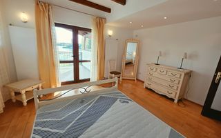 Vilă cu ponton privat la Lacul Snagov – casă de oaspeți, cramă, 1.768 mp - Poză 5