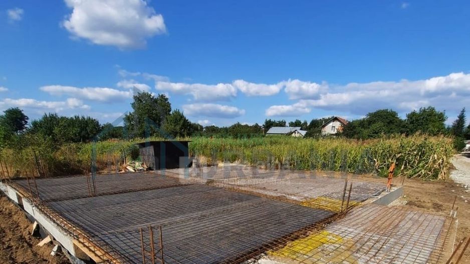 Vanzare casa in constructie, Aroneanu, 150,7 mp, teren 902 mp - Poză 1