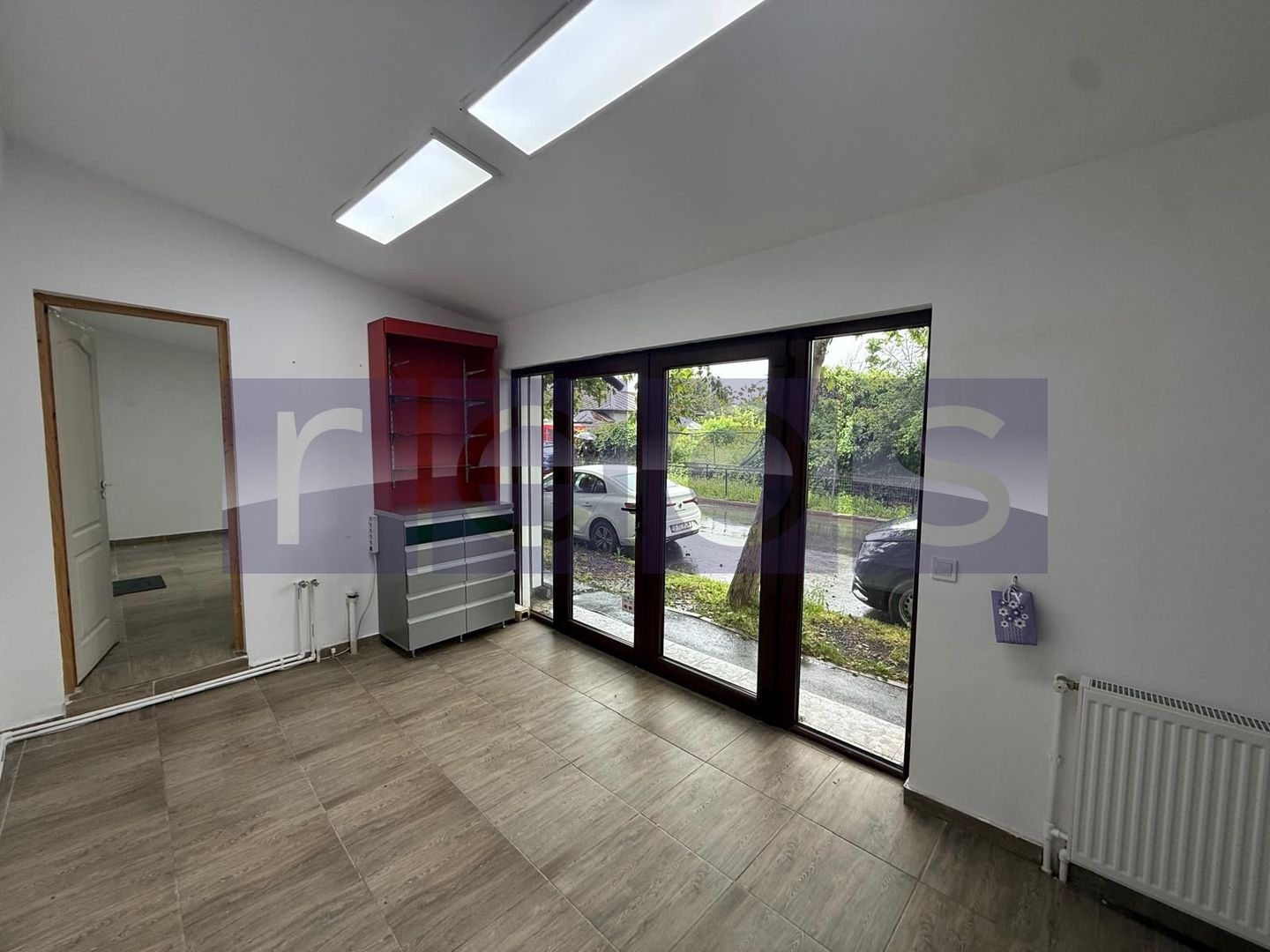 Spatiu comercial zona Sisesti 62 mp vitrina 13 mp - Poză 1