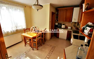Casa 4 camere,2 bai,1 garaj,150mp,688 mp teren, 0% comision - Poză 13