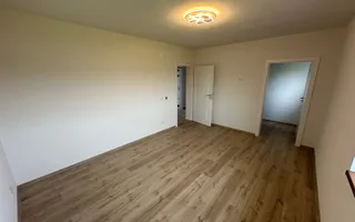 Duplex cu camera pe parter - Poză 22
