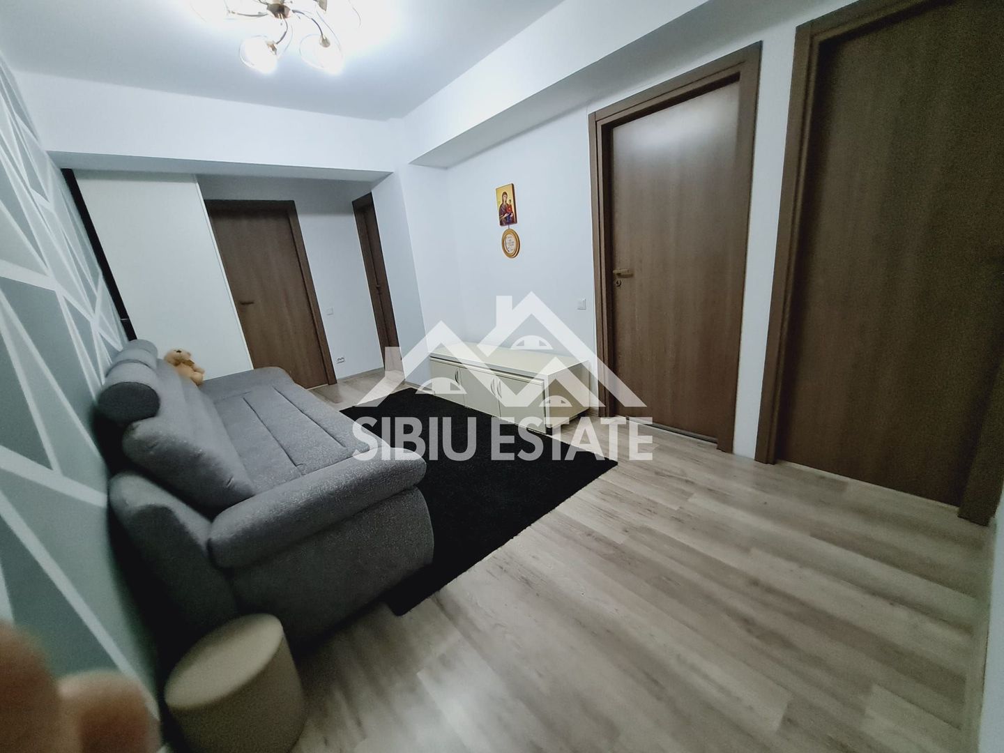 Apartament de vanzare cu 2 camere etaj 3 -Cartier Turnisor - Poză 1