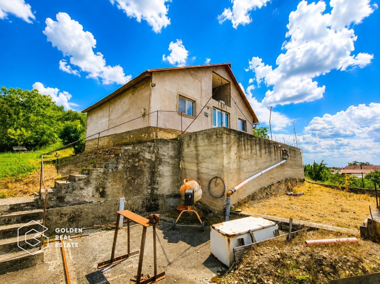 Casa P+M, teren 1440 mp, oras Lipova - Poză 1