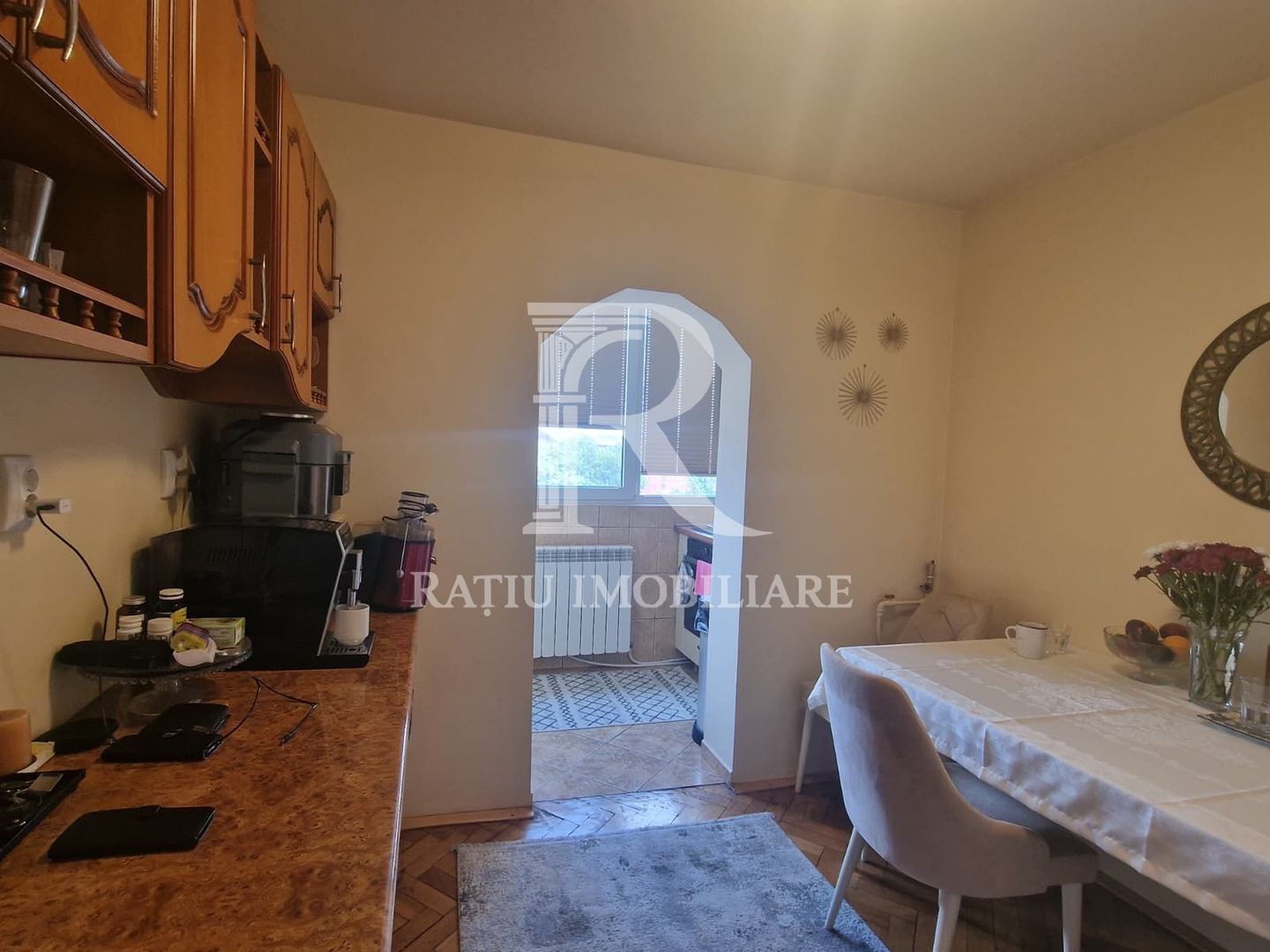 Apartament cu 3 camere | Zona Biserica Emanuel | Oradea - Poză 10