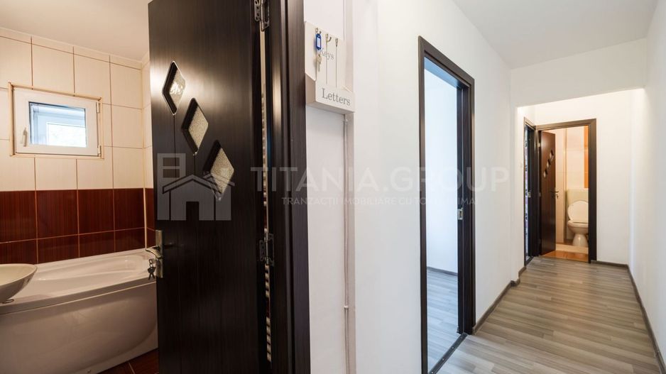Apartament 3 camere, Racadau cu 2 parcari, SHORT/LONG TERM, Pet friendly - Poză 6