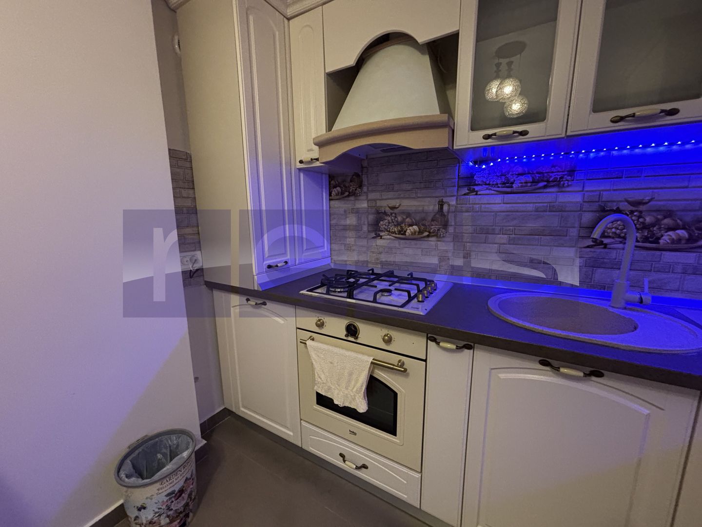 APARTAMENT 3 CAMERE | CURTE 35MP | DAMAROAIA - Poză 6