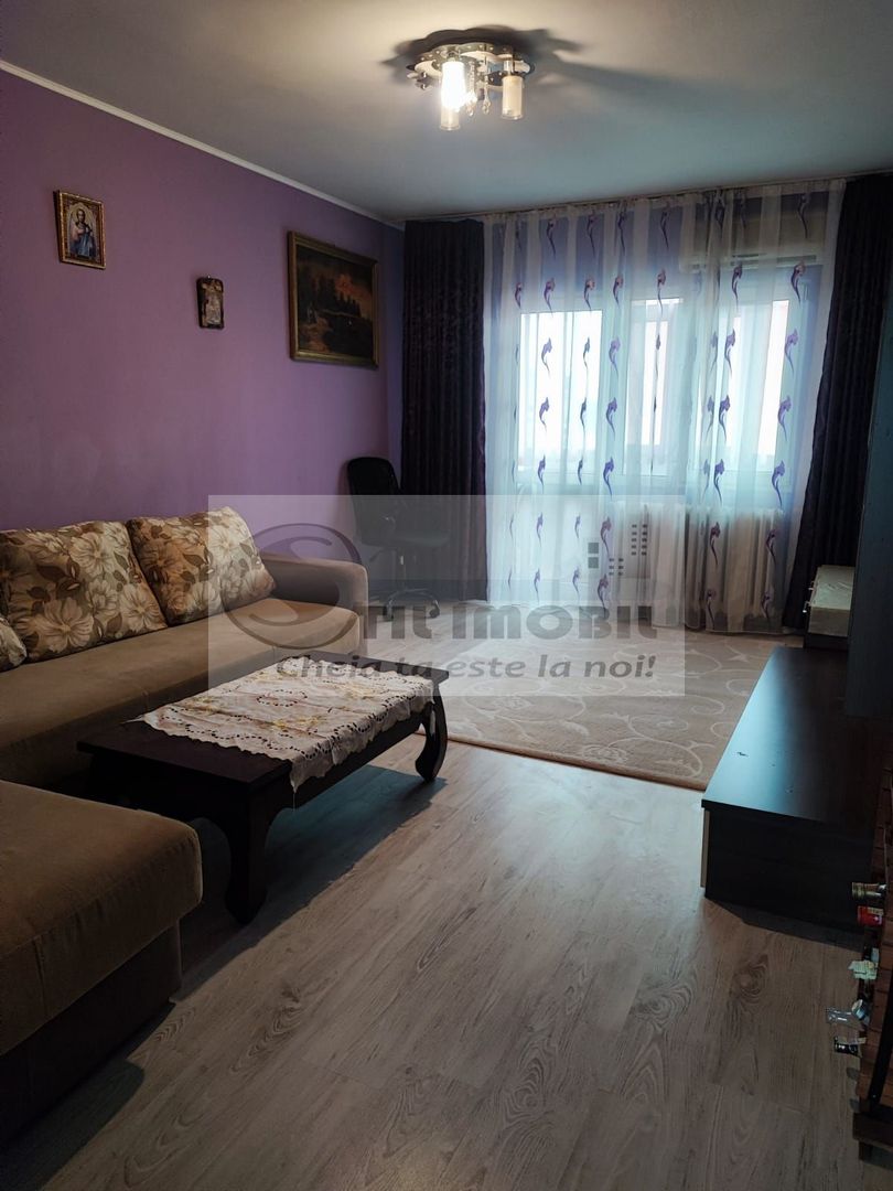 Apartament 3 Camere  PALAS  MALL - 540 euro - Poză 1