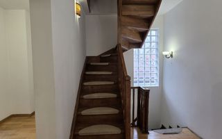 Vila 150mp utili, zona centrala si linistita, ideal birou sau locuinta - Poză 13