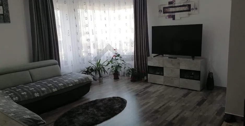 Închiriez apartament 2 camere + loc de parcare - Poză 6