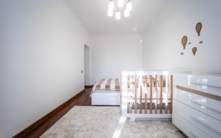 Vânzare, apartament 2 camere + living, str. Alecu Russo, Ciocana - Poză 8