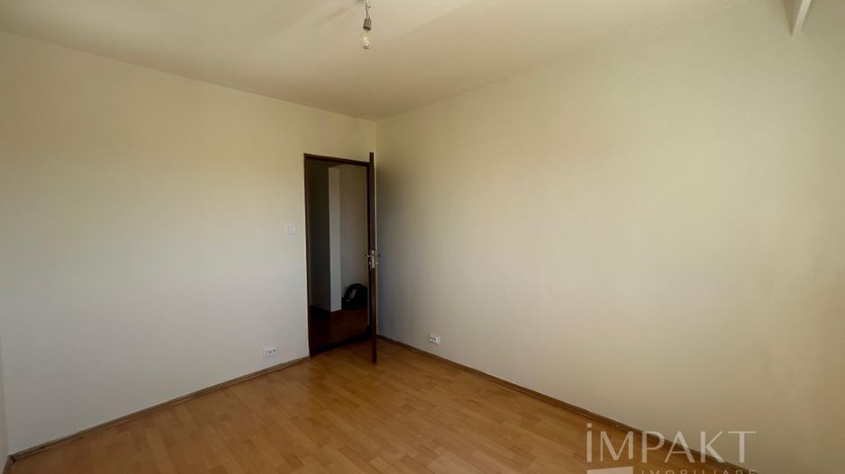 Vanzare apartament cu 3 camere in zona Calea Floresti! - Poză 2