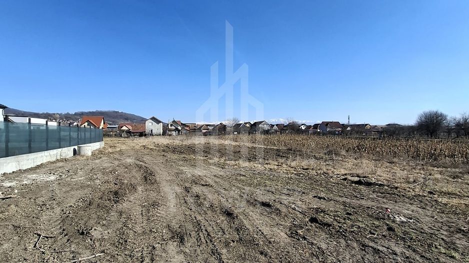 Teren intravilan de vânzare în Sibiu| Gușterița – proiect de casă single avizat - Poză 1