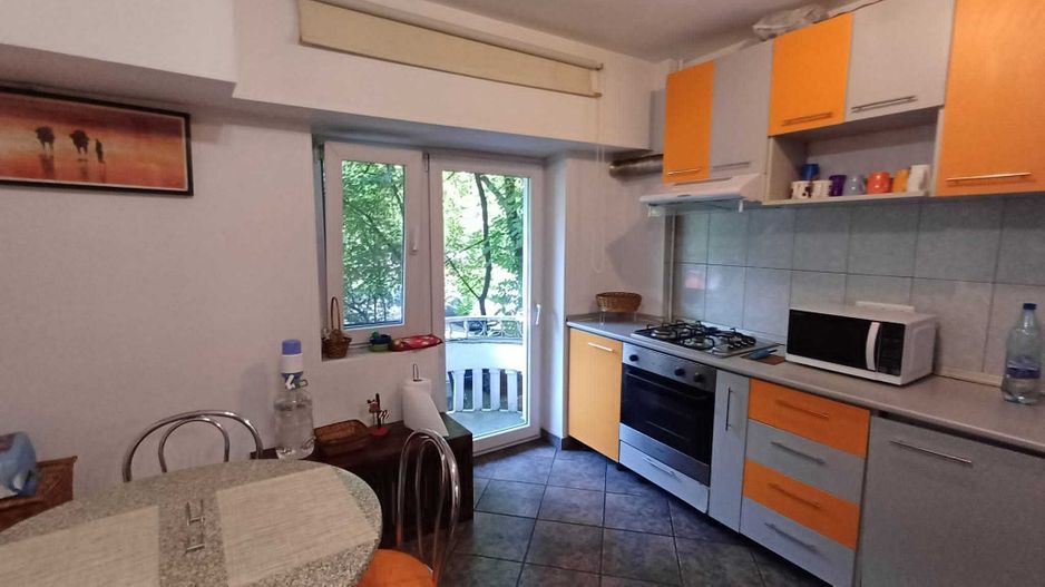 BRASADAS închiriază ap 2 cam etaj 1 Unirii fantani, - Poză 5