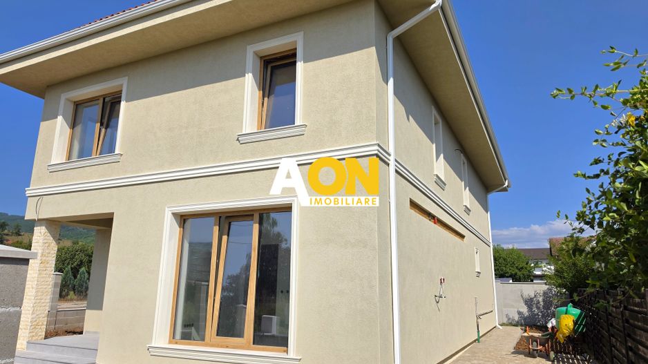 Casă premium, semifinisată, 5 camere, 3 băi, 411 mp teren, Cetate - Poză 4