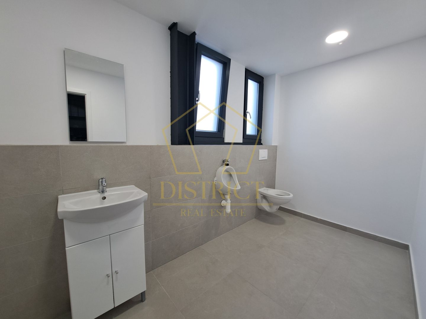 COM 0% Hale servicii, birouri și depozitare de inchiriat  | Aeroport - Poză 6