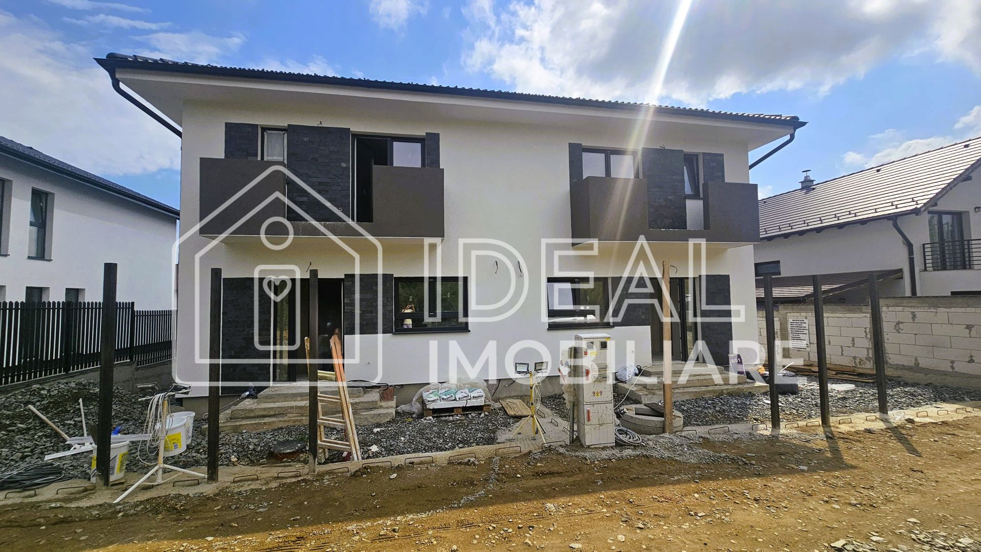 Duplex in Cisnadie cu 4 camere si 250 mp de curte, in Cisnadie - Poză 2