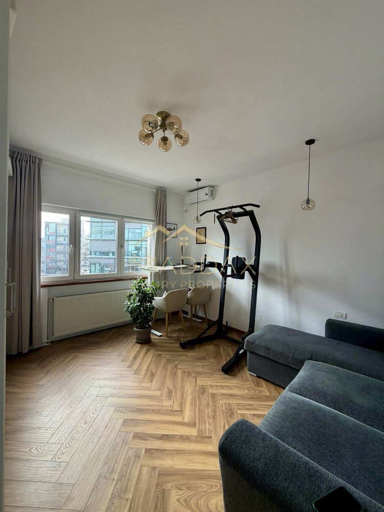 Apartament de inchiriat in bloc interbelic - Poză 3