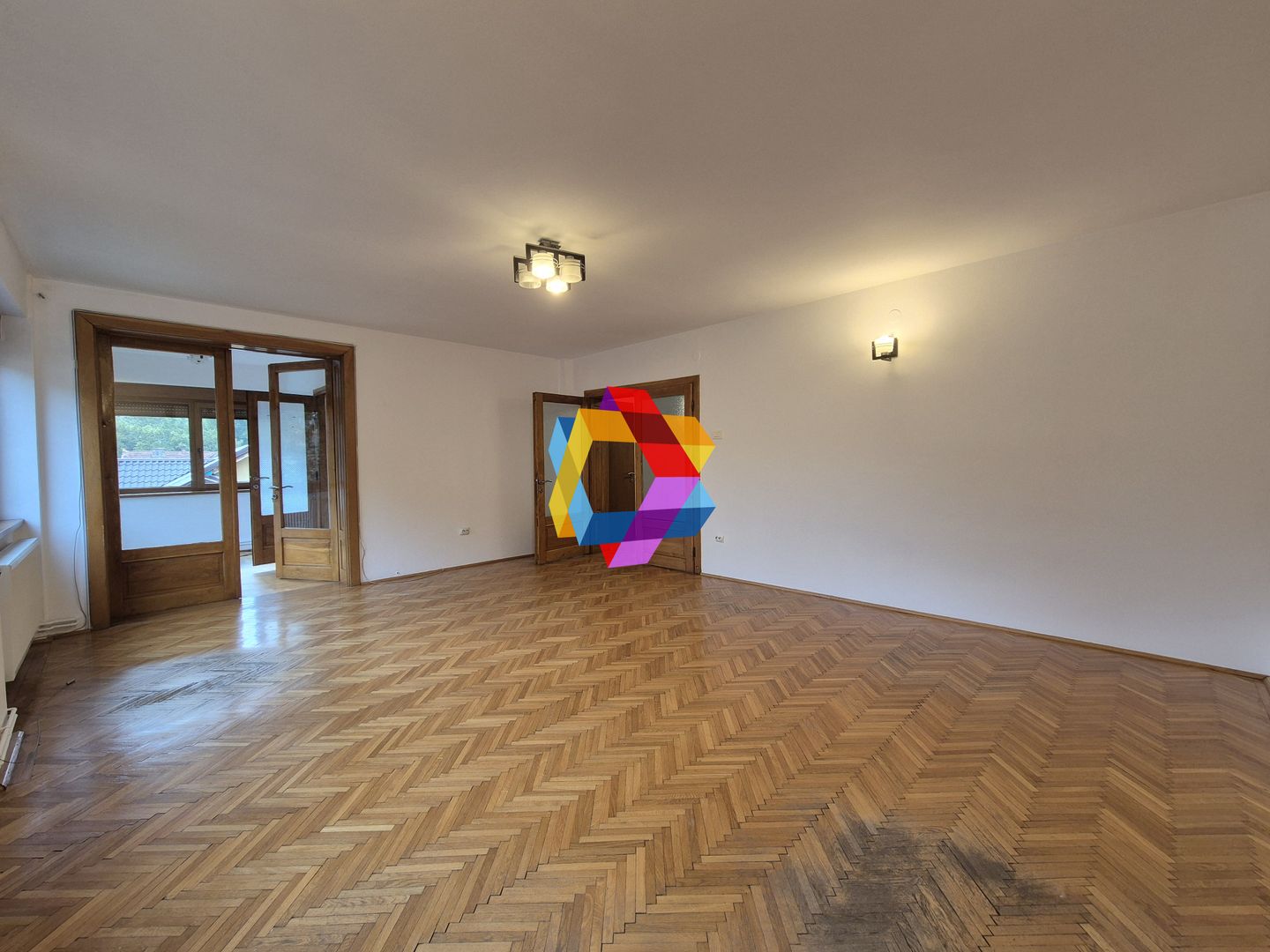 Casa 270mp zona centrala - Poză 9