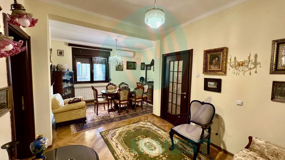 Apartament elegant | Curte generoasă | Lângă parcul Cişmigiu - Poză 2