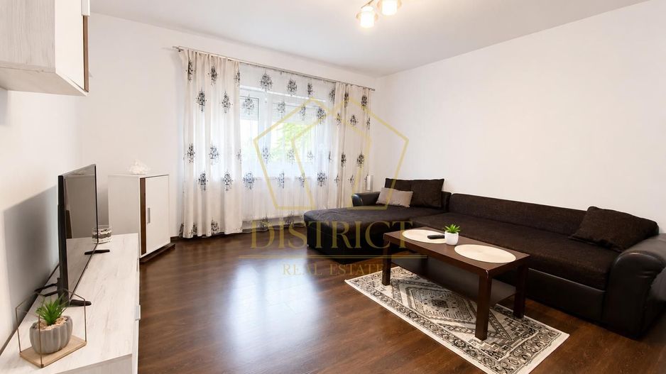 Apartament cu 3 camere | Spitalul Judetean - Poză 1
