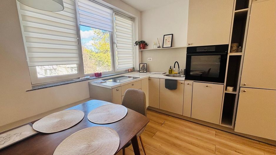 Apartament 3 camere I Ultracentral I 50 mp I 400 € I Suceava - Poză 2