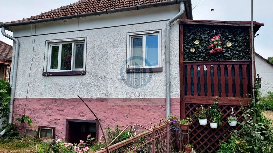 Casa renovata cu teren 7000mp la 19 km de Deva – Sat Nojag, Hunedoara - Poză 2