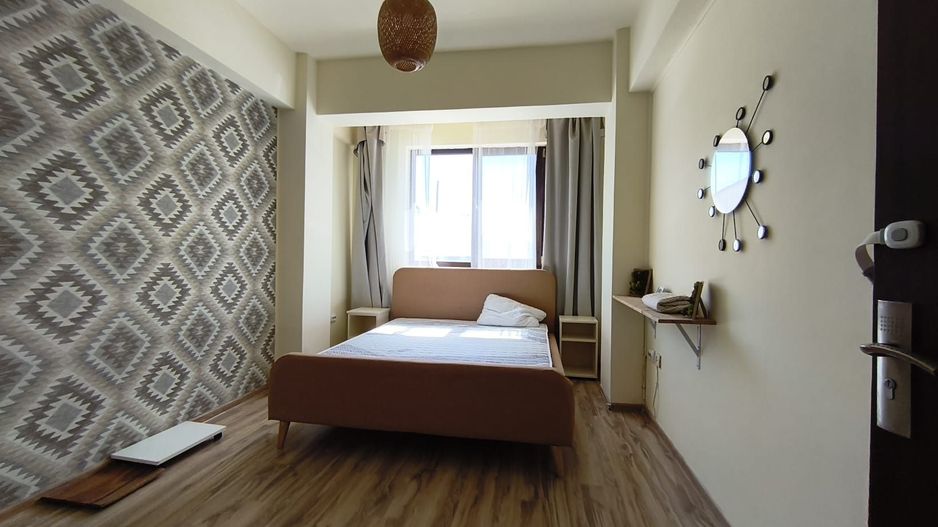 Apartament 2 camere Dec 58 mp+ loc de parcare Cug Capitol 92000 euro - Poză 1