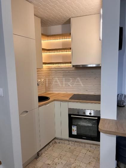 Apartament cochet, clădire interbelica, ultracentral, investitie. - Poză 5
