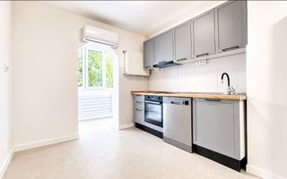 Apartament 3 camere, Decebal, Etaj 2 - Poză 2