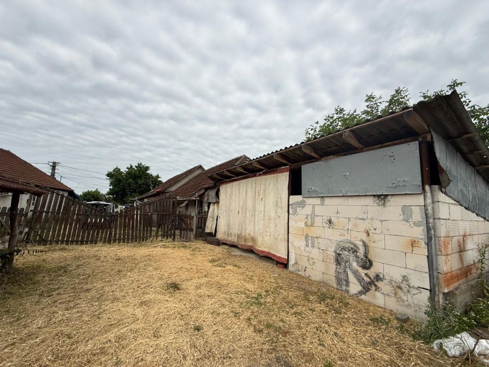 Casa de vânzare in Livada , Satu Mare - Poză 22