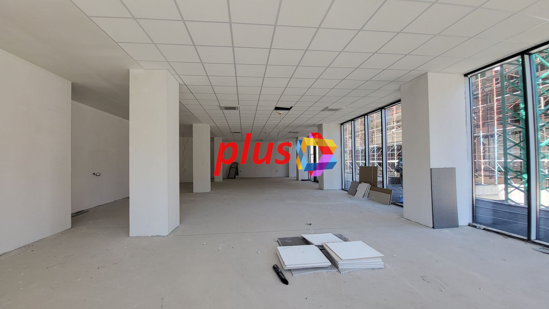 Spatiu comercial- 200 mp # PLUS Spatii comerciale - Poză 2